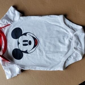 Gap Disney baby white & red onsie with Mickey Mouse size 12 -18 month